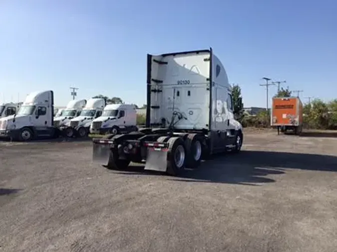 2020 Freightliner Cascadia