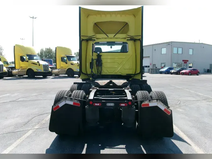 2023 International LT625