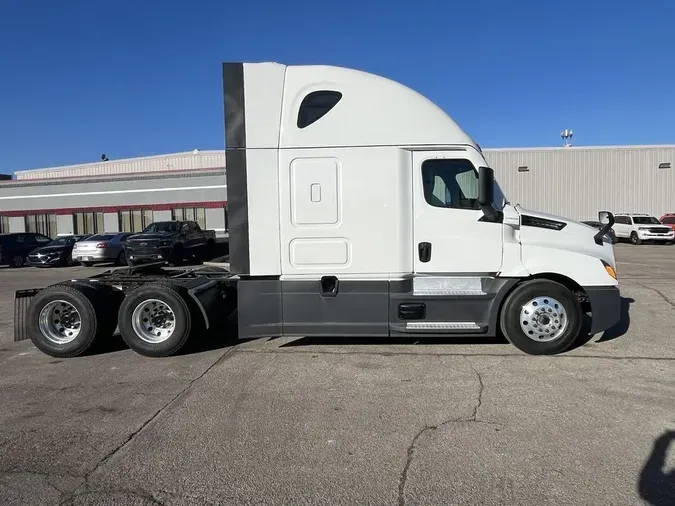 2022 Freightliner Cascadia&reg;