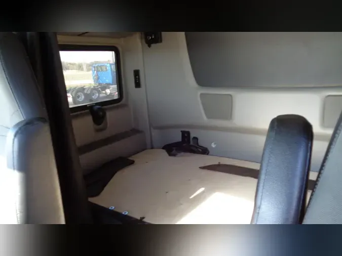 2021 International LT625