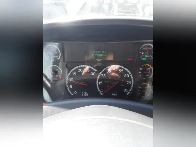 2016 FREIGHTLINER/MERCEDES M2 106