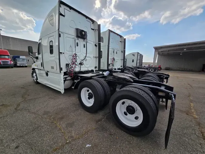 2018 FREIGHTLINER/MERCEDES CASCADIA 125c4f05cdb0ca53459c82f908940bceb92