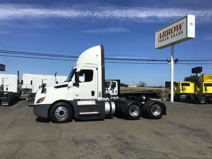 2021 FREIGHTLINER CA126