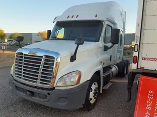 2017 FREIGHTLINER/MERCEDES CASCADIA 125