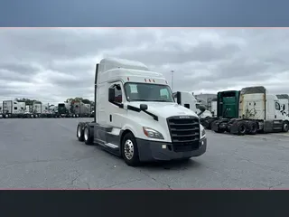 2020 Freightliner Cascadia 126