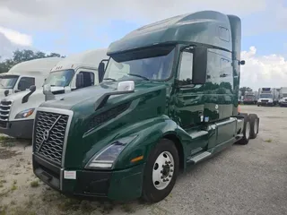 2019 VOLVO VNL64T-760