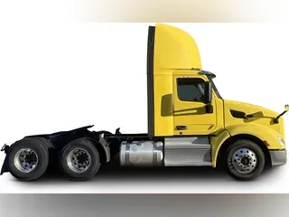 2021 Peterbilt 579