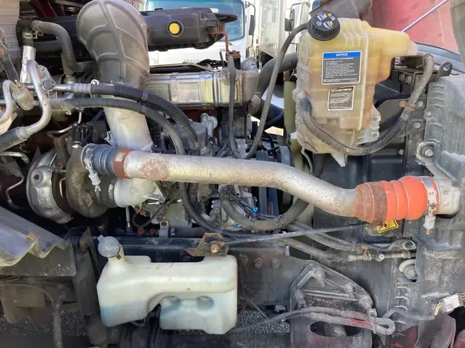 2020 NAVISTAR INTERNATIONAL LT625 SLPR CAB