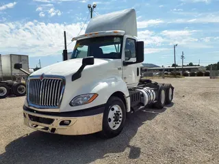 2019 NAVISTAR INTERNATIONAL LT625 DAYCAB T/A