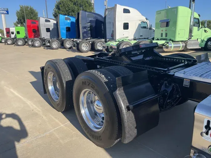 2023 Peterbilt 579