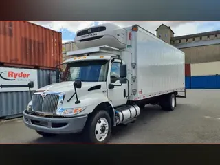 2020 NAVISTAR INTERNATIONAL MV607 (4X2)