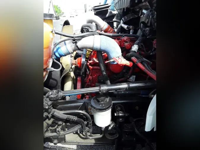 2019 NAVISTAR INTERNATIONAL 4300