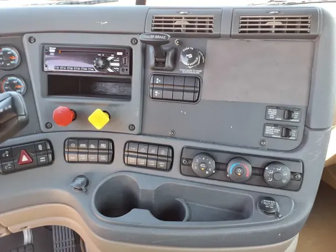 2019 FREIGHTLINER/MERCEDES CASCADIA 125c505e1c88670328e0cc2efcd4738cd75