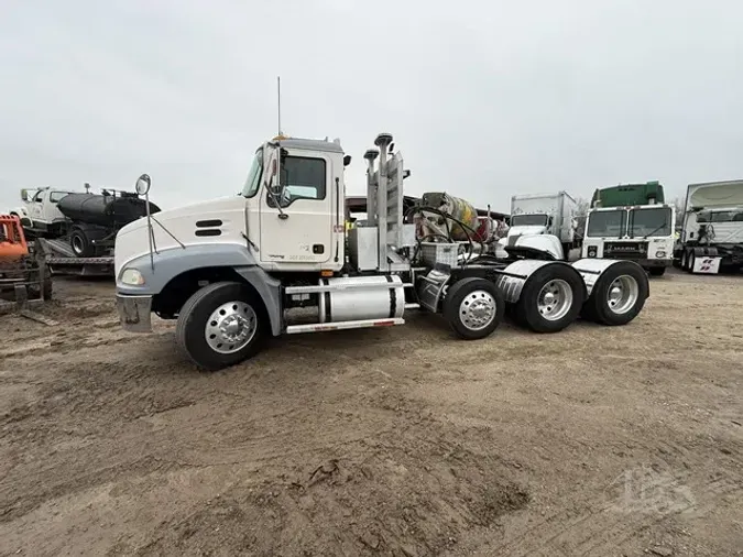 2005 MACK VISION CXN613c5105b48cb28ff87ed7e7e2f09d81cbf