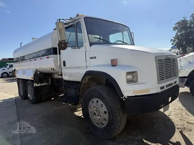 2002 FREIGHTLINER FL80