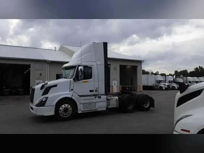 2018 Volvo VNL300