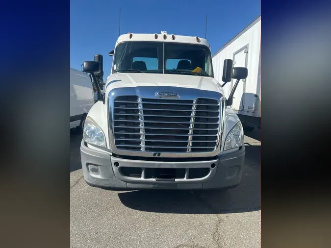2017 FREIGHTLINER/MERCEDES CASCADIA 125