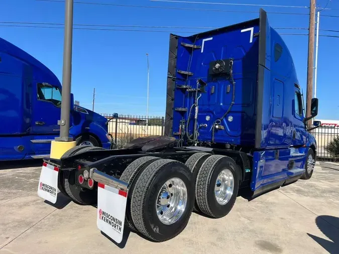 2022 Freightliner Cascadia