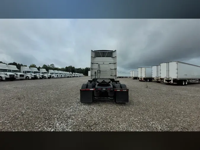 2019 Volvo VNL 740
