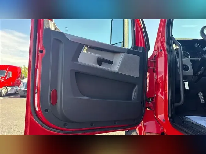 2019 FREIGHTLINER CA116