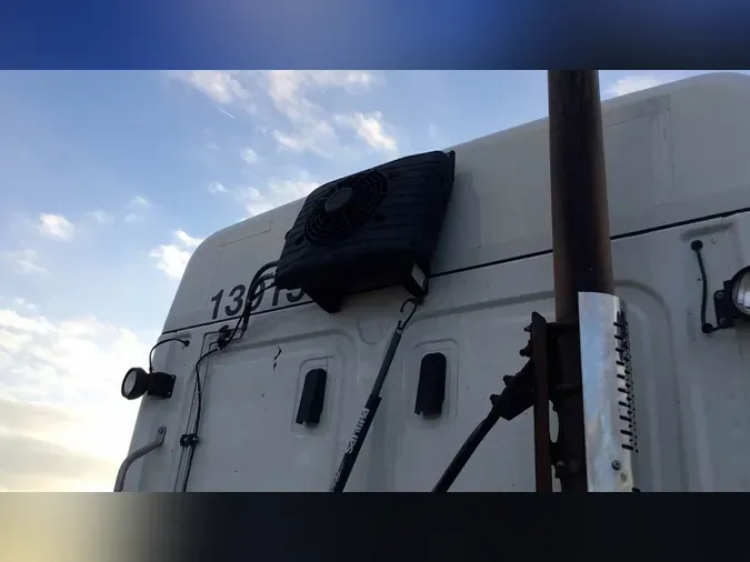 2022 Freightliner Cascadia 126