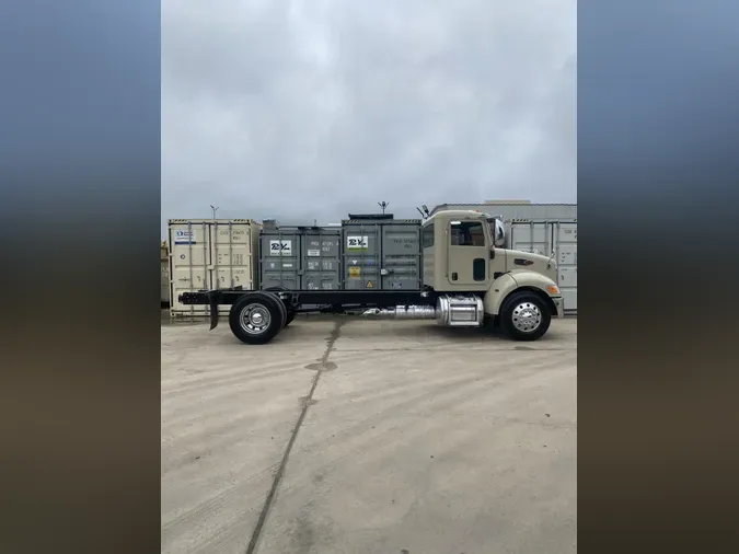 2018 Peterbilt 337