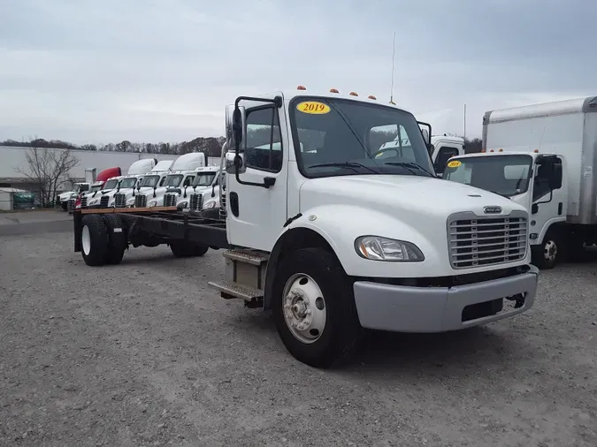 2019 FREIGHTLINER/MERCEDES M2 106