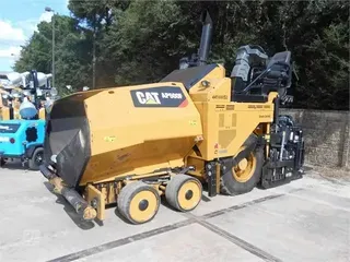 2019 CATERPILLAR AP-500F