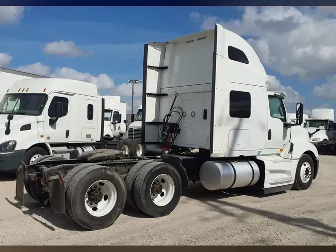 2019 NAVISTAR INTERNATIONAL LT625 SLPR CAB