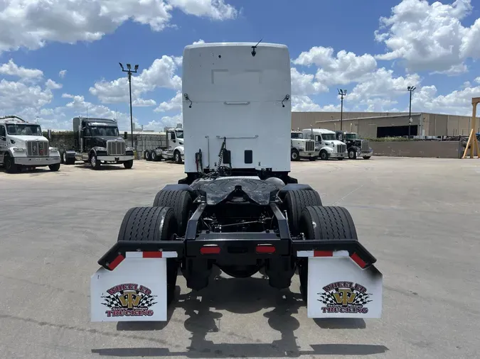 2023 Kenworth T680