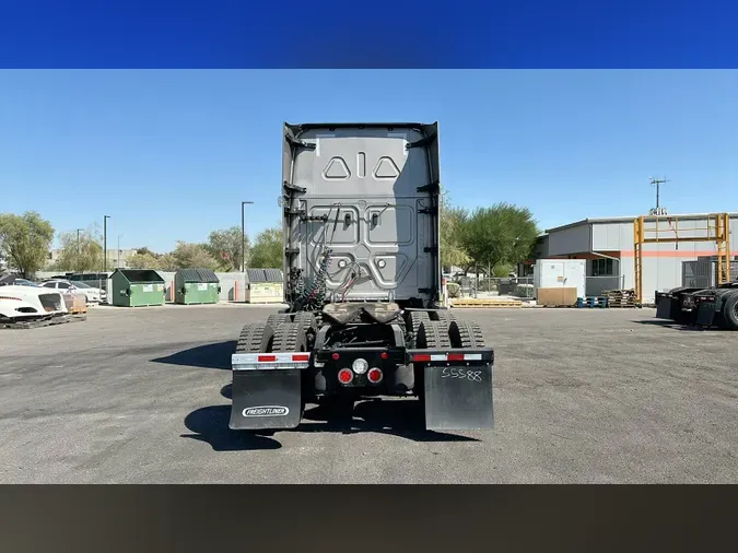 2023 Freightliner Cascadia