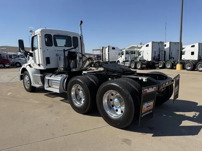 2020 Peterbilt 567
