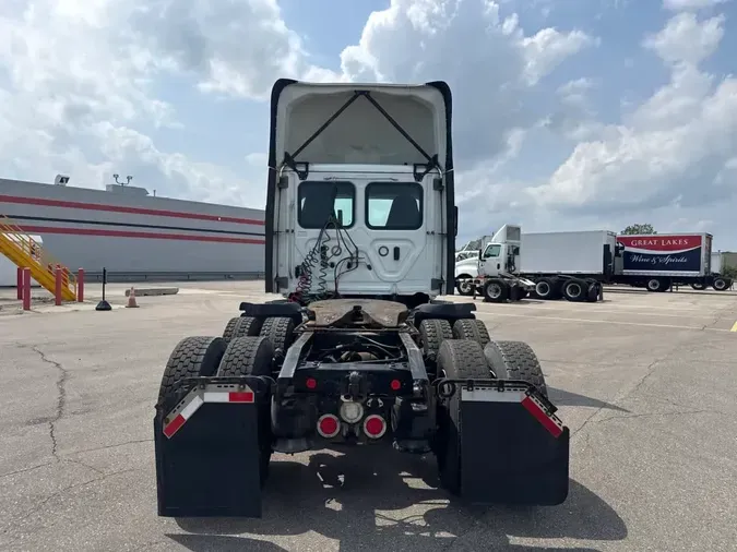 2021 FREIGHTLINER/MERCEDES NEW CASCADIA PX12664c52f40abb54594d1e861f9c8e1619f8a