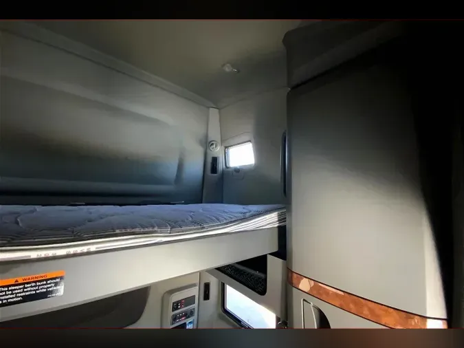 2021 INT LT625 6x4c52f7cb037d94777fbc4a575ef88ae17