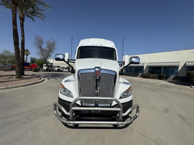 2023 Kenworth T680