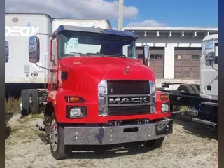 2024 Mack MD6 42R