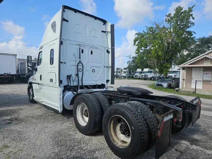 2019 FREIGHTLINER/MERCEDES CASCADIA 125