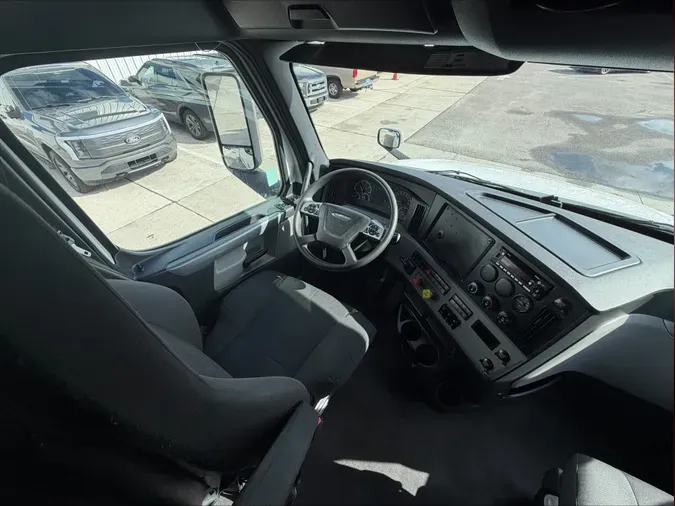 2022 Freightliner PT126SLP