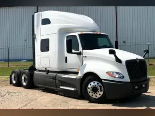 2021 INT LT625 6x4