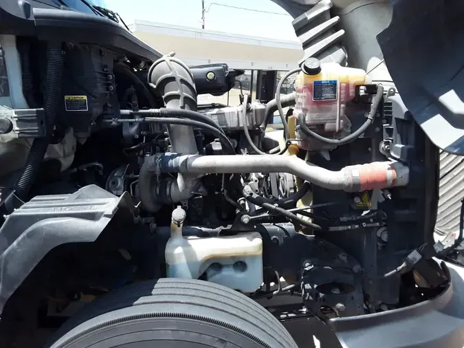 2018 NAVISTAR INTERNATIONAL LT625 DAYCAB T/A