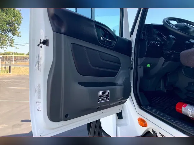 2022 INT LT625 6x4