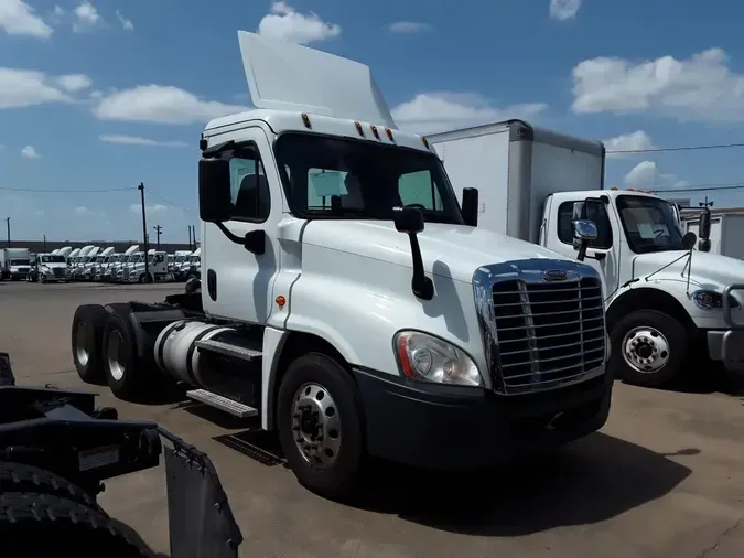 2016 FREIGHTLINER CASCADIA 125