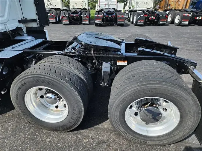 2022 FREIGHTLINER CASCADIA