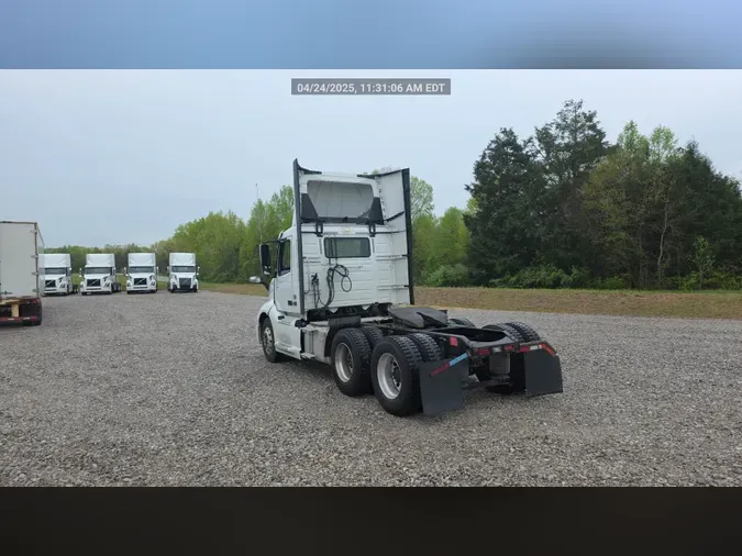 2018 Volvo VNL300