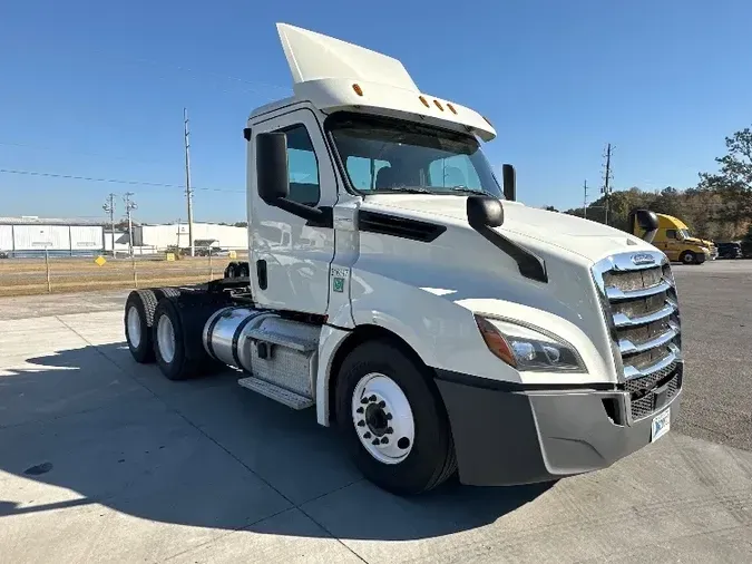 2018 Freightliner T12664STc540c1dc5d17e633242ea1dae124bfc3