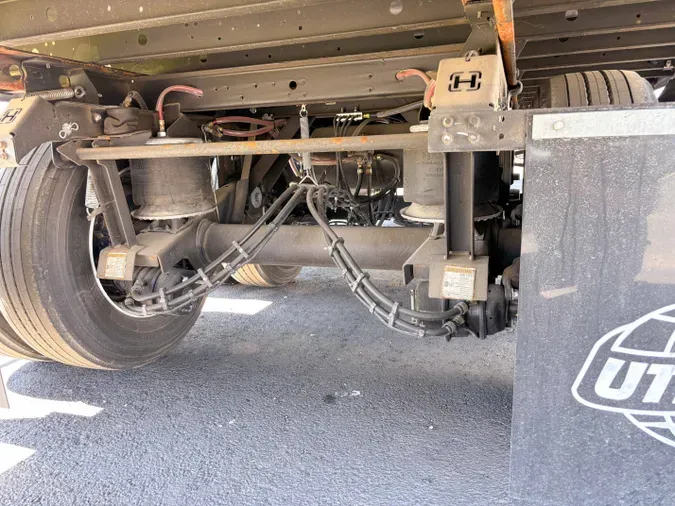 2027 UTILITY VS2RAc54157ed45ca322916f132da3f863191