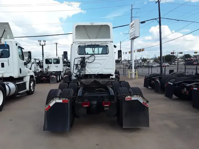 2019 NAVISTAR INTERNATIONAL LT625 DAYCAB T/A