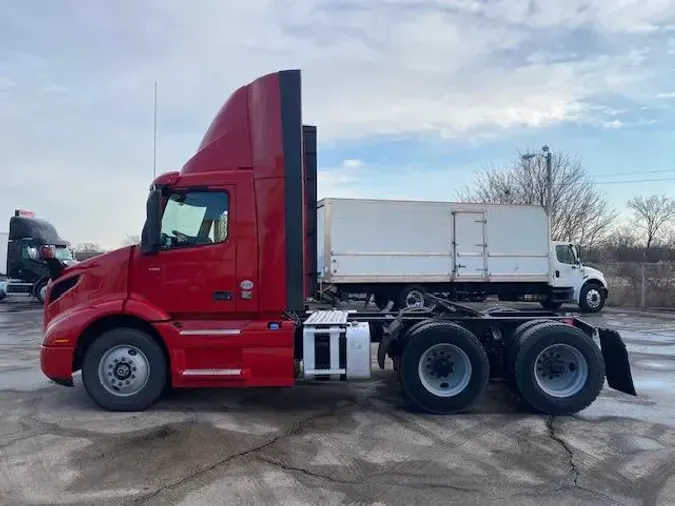 2020 Volvo VNR64T300