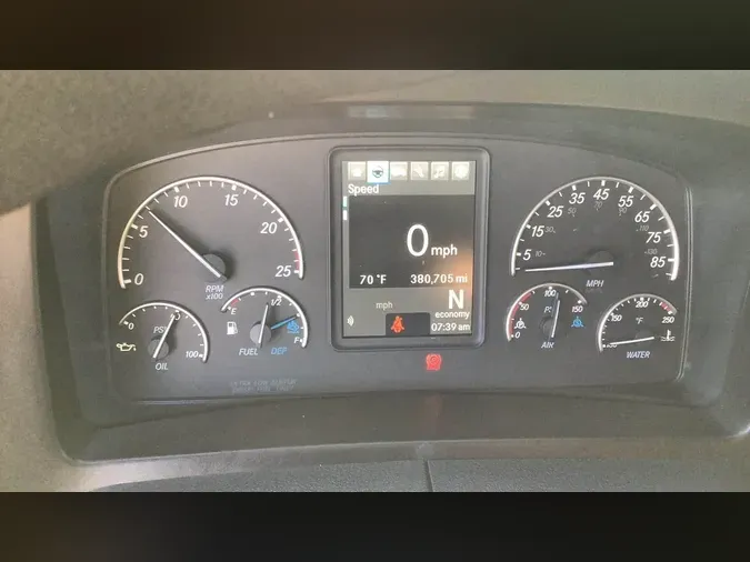 2023 Freightliner Cascadia 126