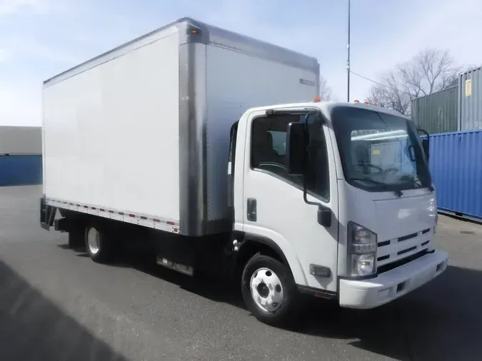 2018 ISUZU NPR HD